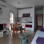 Bella Vista * Komarna