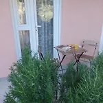Bella Vista Apartment