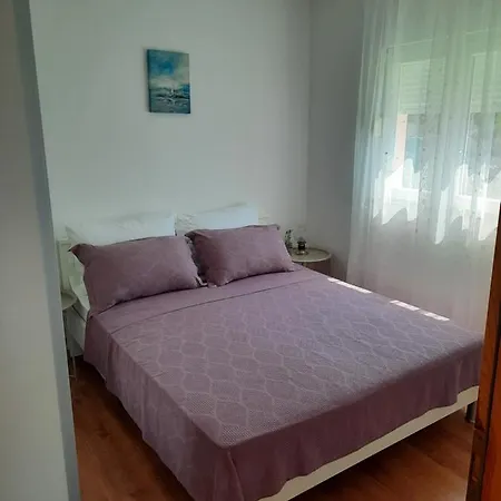 Bella Vista Комарна