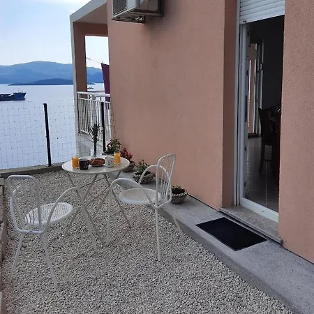 Bella Vista