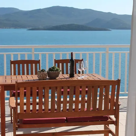 Bella Vista