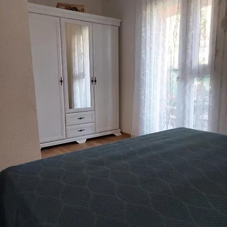 Bella Vista * Komarna