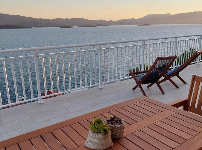 Bella Vista 아파트 코마르나